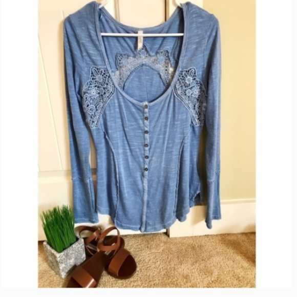 Free People Keepsake Crochet-Inset Henley Top S - Picture 6 of 7